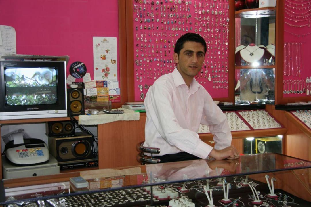 Juwelier Geschäft (Silber) in Haus 3 Grand Seker Hotel