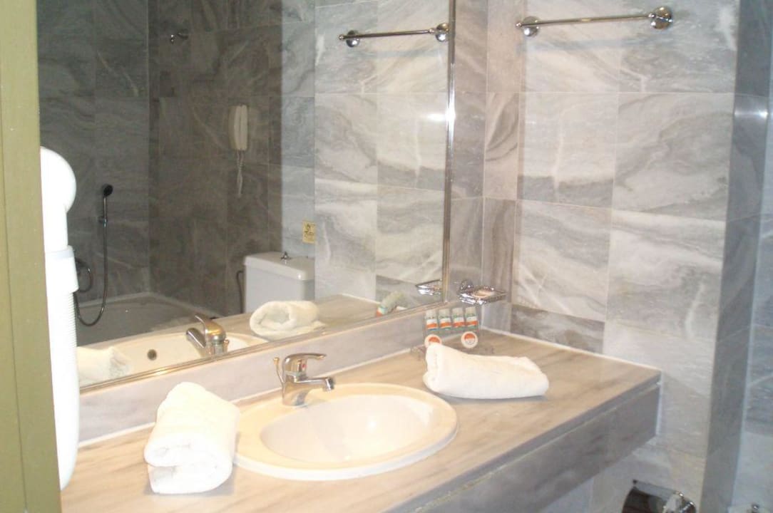 Bad Hotel Kalithea Mare Palace