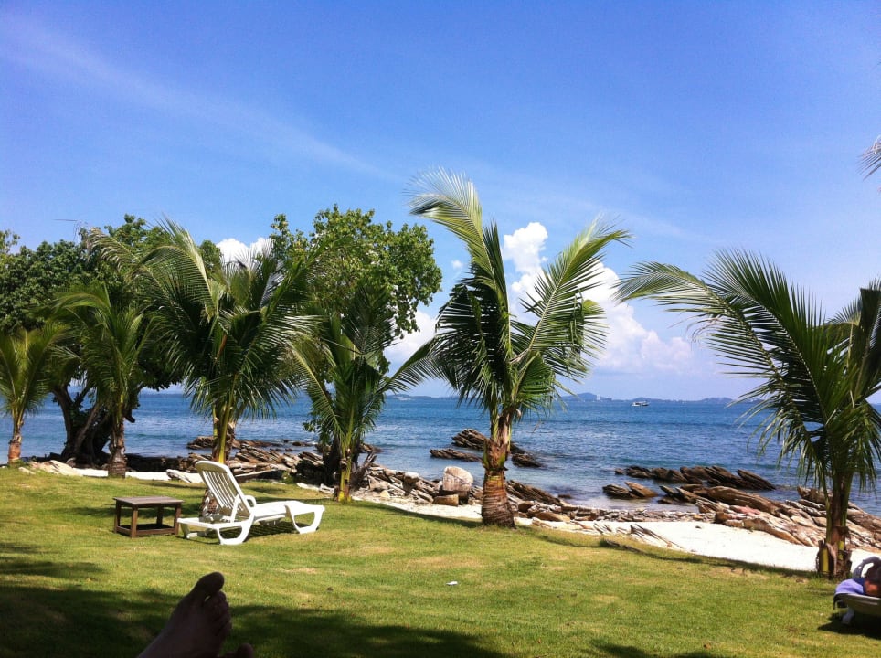 Pinapple Beach genau vor unserem Bungalow Sai Kaew Beach Resort