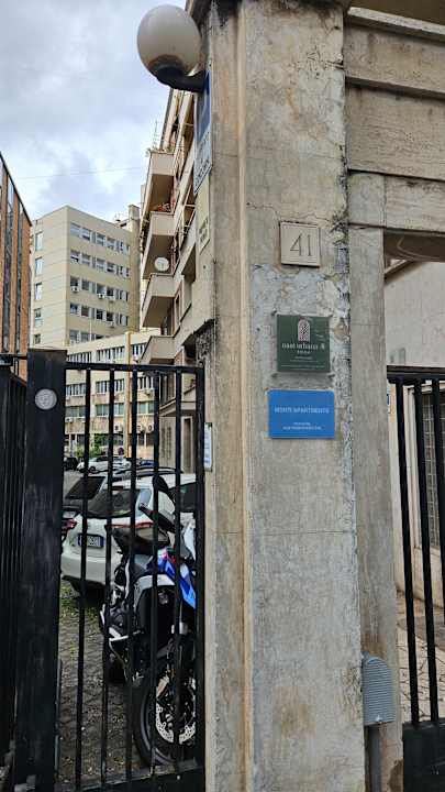 Außenansicht Oasi Urbana 41