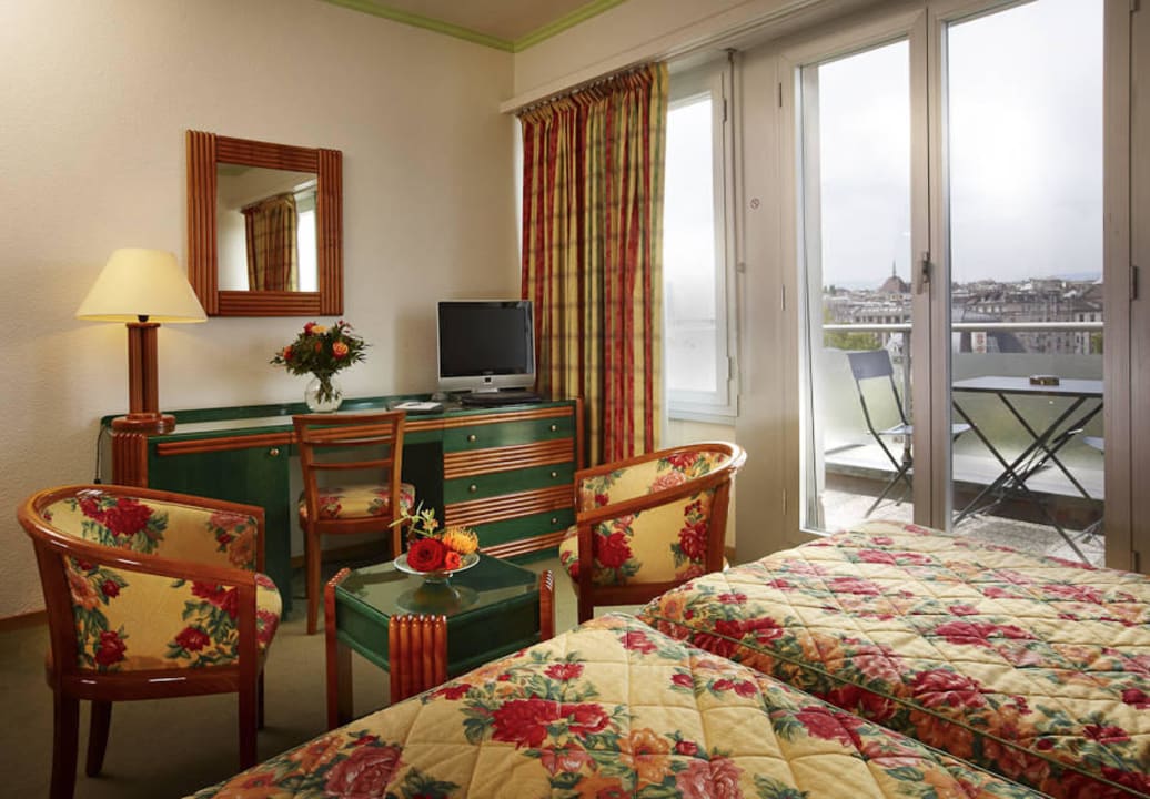 6th floor room Hotel Suisse Geneve