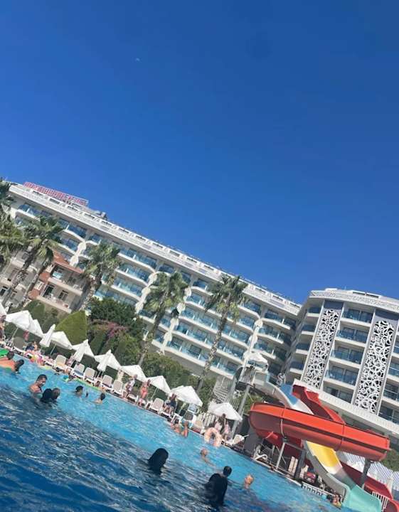 Pool Narcia Resort Side