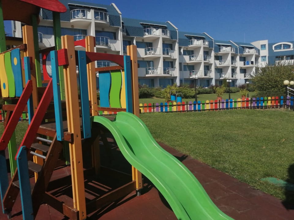 Sport & Freizeit Hotel Sineva Beach