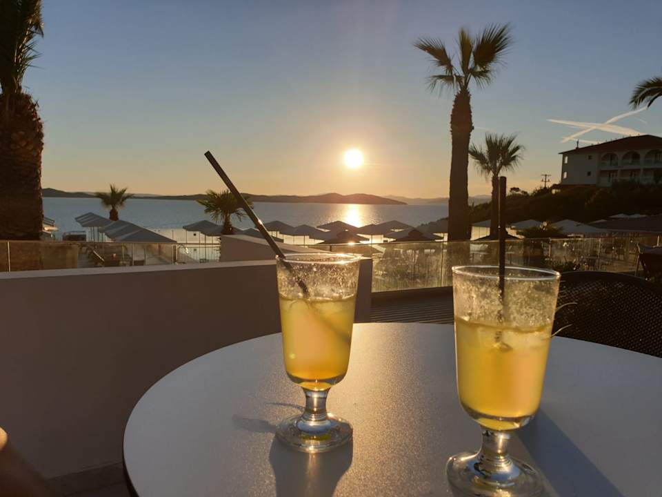 Ausblick Akrathos Beach Hotel