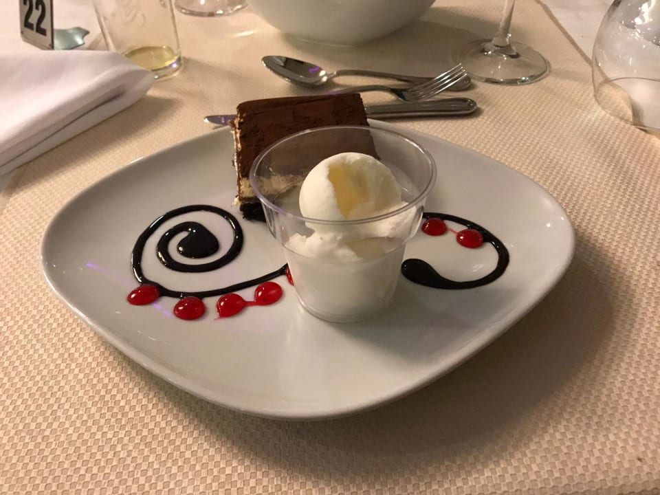 Gastro Quattro Beach Spa & Resort