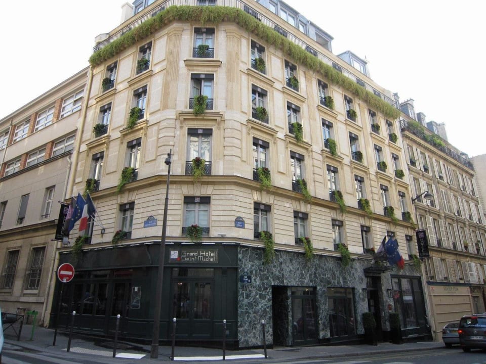 Street view Grand Hotel Saint Michel
