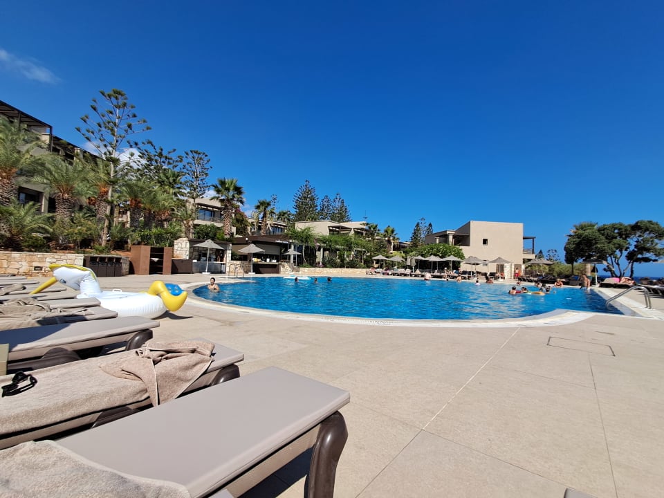 Pool Nana Golden Beach