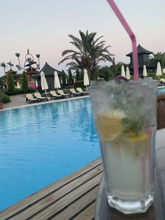 Gastro Limak Lara Deluxe Hotel & Resort