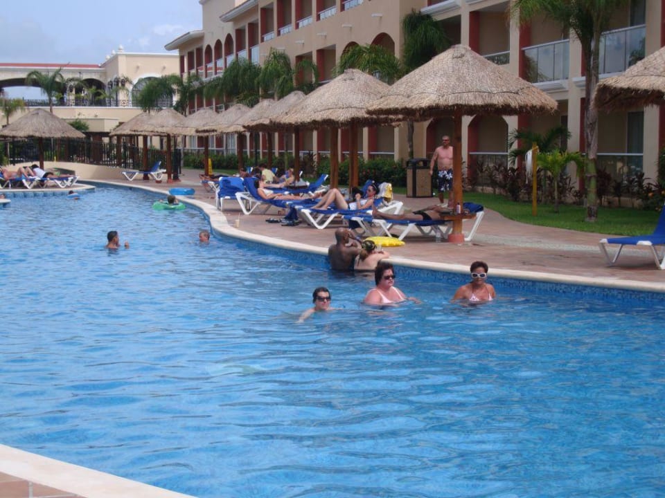 Basen w nowej częsci Sandos Playacar Beach Resort