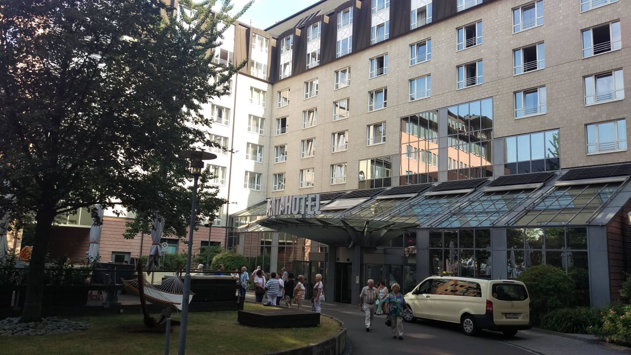 Eingangsbereich pentahotel Leipzig