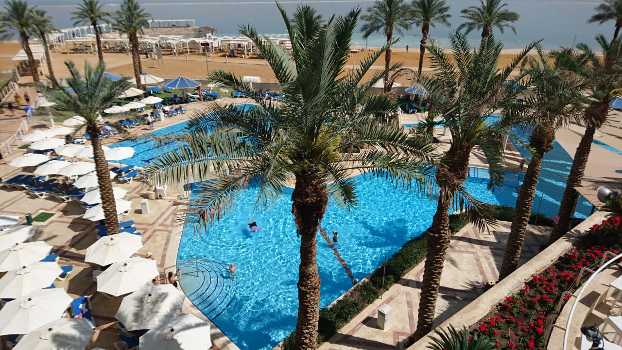 Strand Crowne Plaza Dead Sea