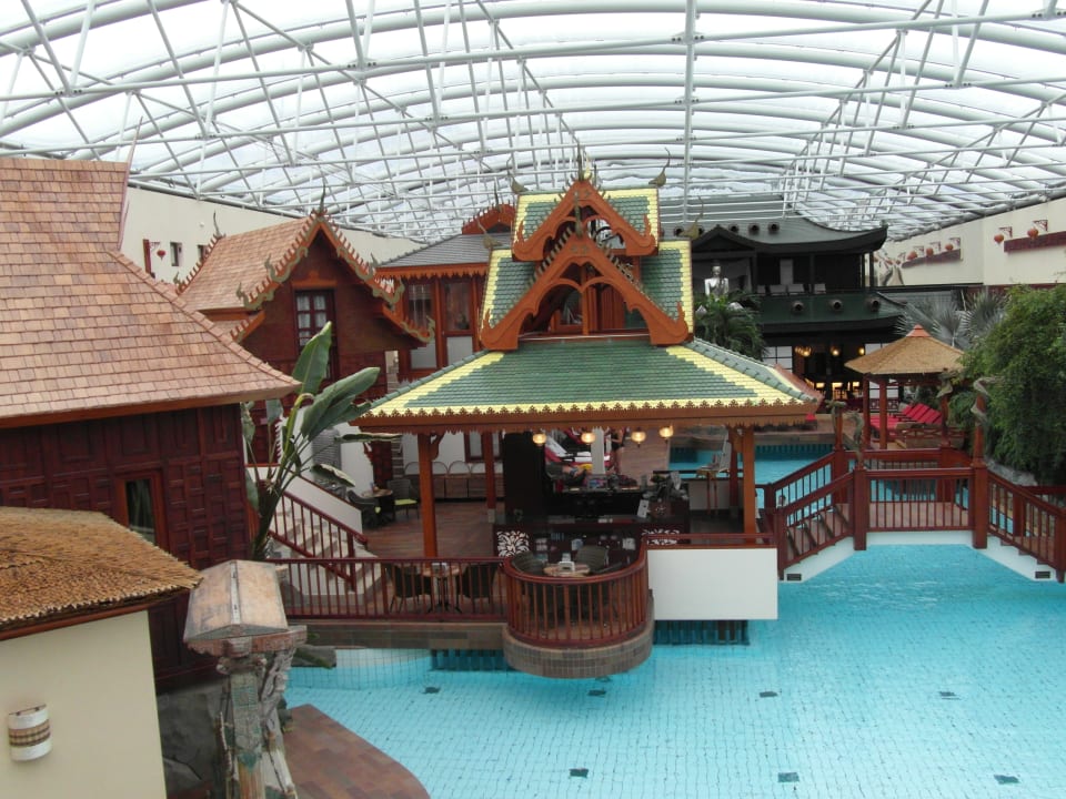 Pool Sieben Welten Hotel & Spa Resort