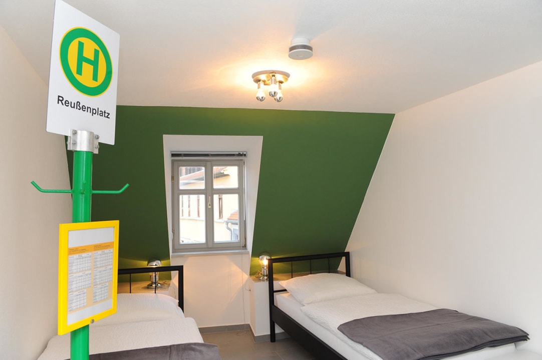Straßenbahnzimmer Pension typisch Naumburg