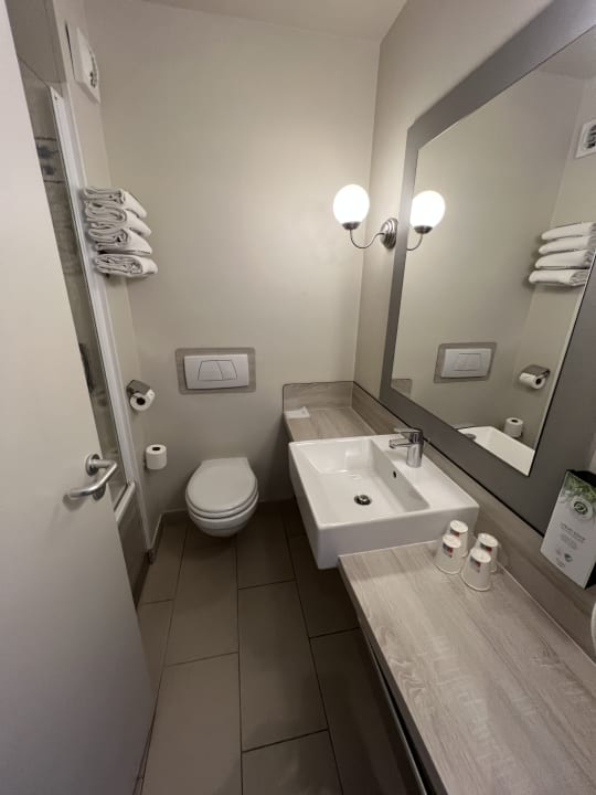 Zimmer Campanile Val de France