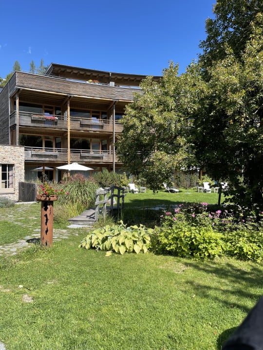 Außenansicht Holzhotel Forsthofalm