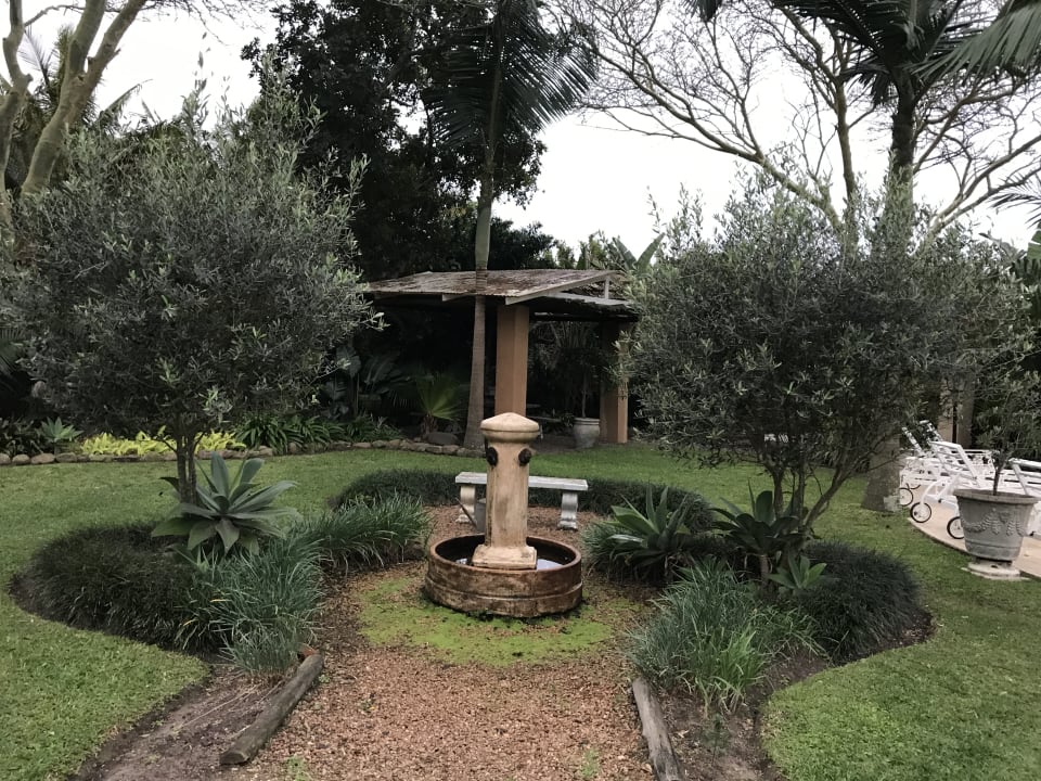 Gartenanlage Hotel Petite Provence B&B