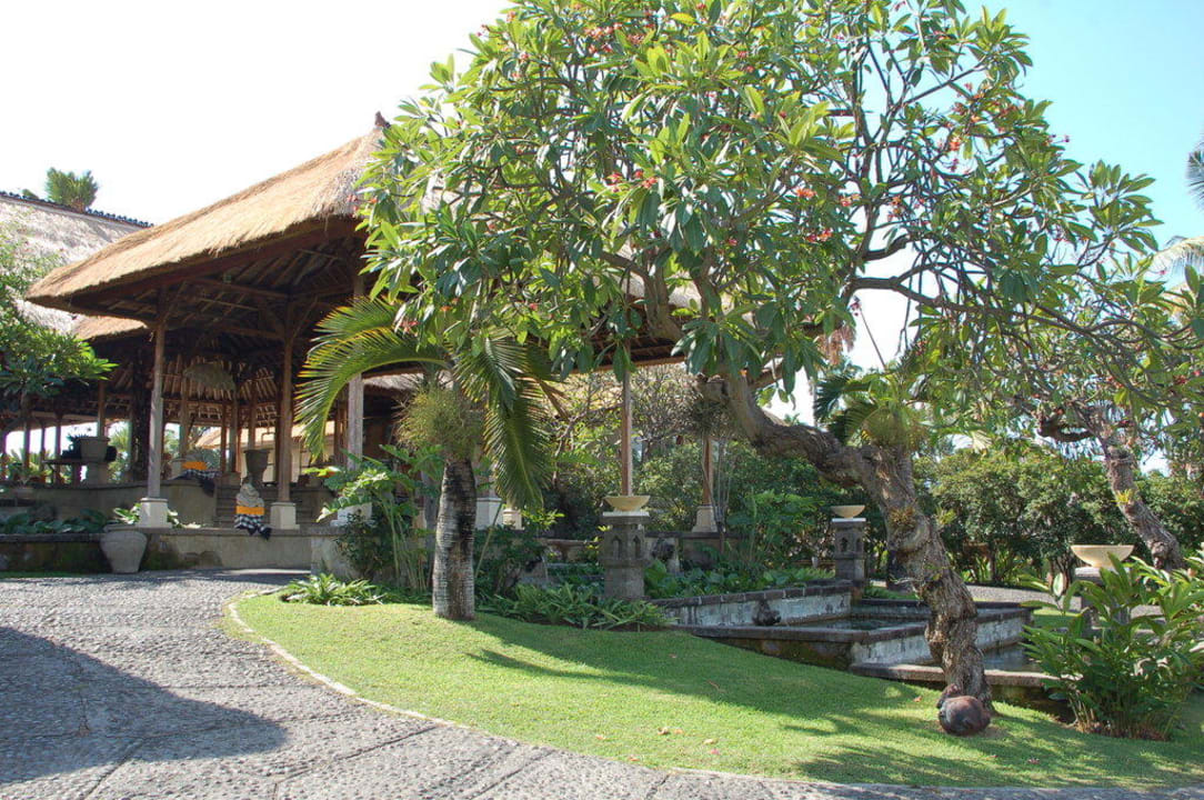 Puri Bagus Lovina Puri Bagus Lovina