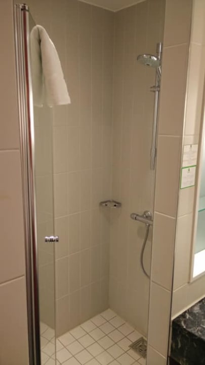 Prysznic Holiday Inn Berlin Airport - Conference Centre