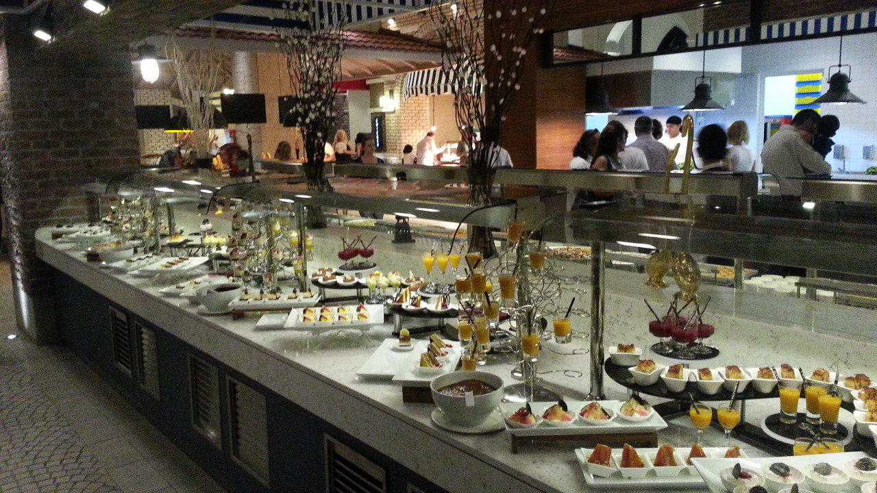 Süßigkeitenbüffet Titanic Deluxe Golf Belek