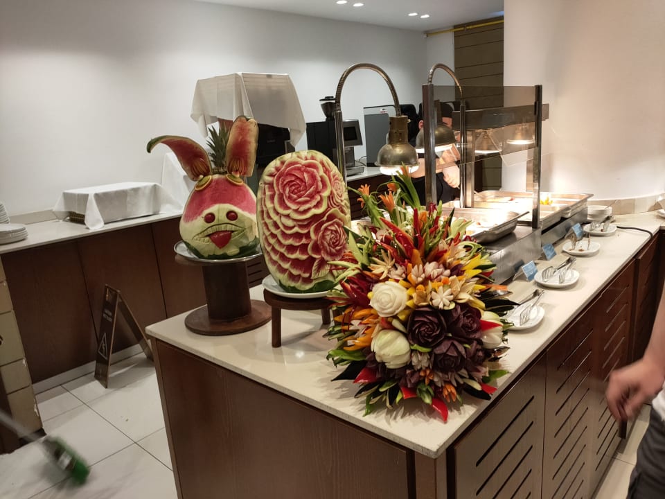 Gastro Crystal Springs Beach Hotel