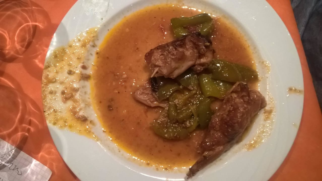 Frisch serviertes Essen Hotel Grotticelle