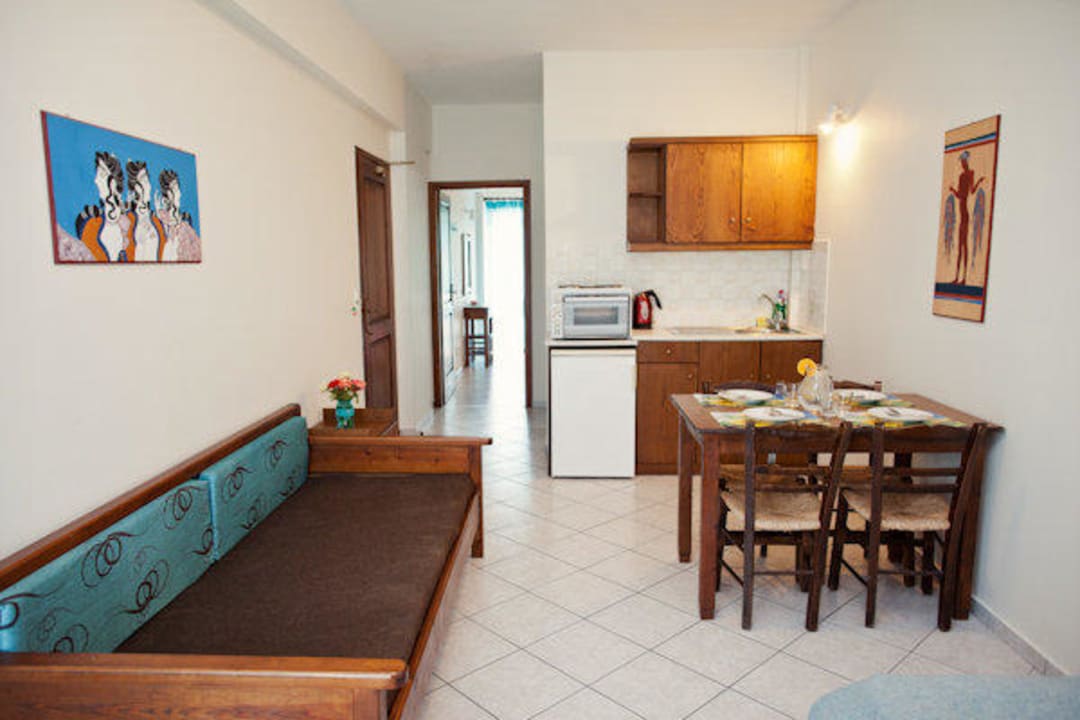 Apartment Hotel Niriides