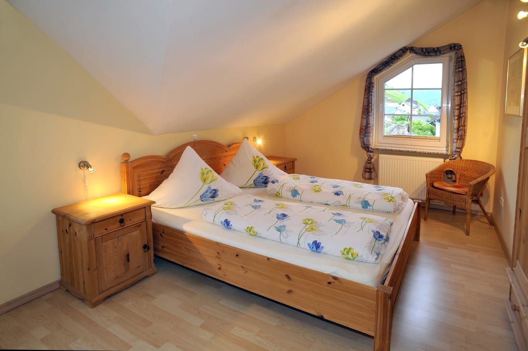 Zimmer Ferienweingut Gutshof Zenz