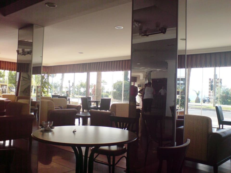 Lobby Eftalia Downtown Hotel