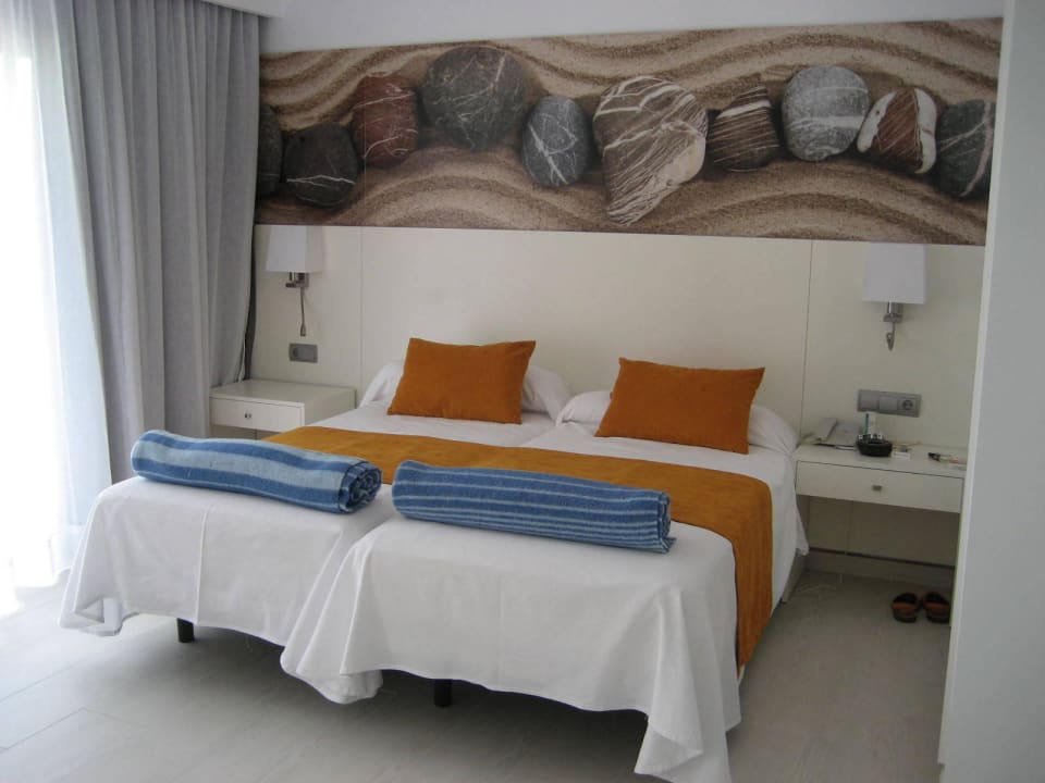 Betten in der Junior-Suite Balansat Resort