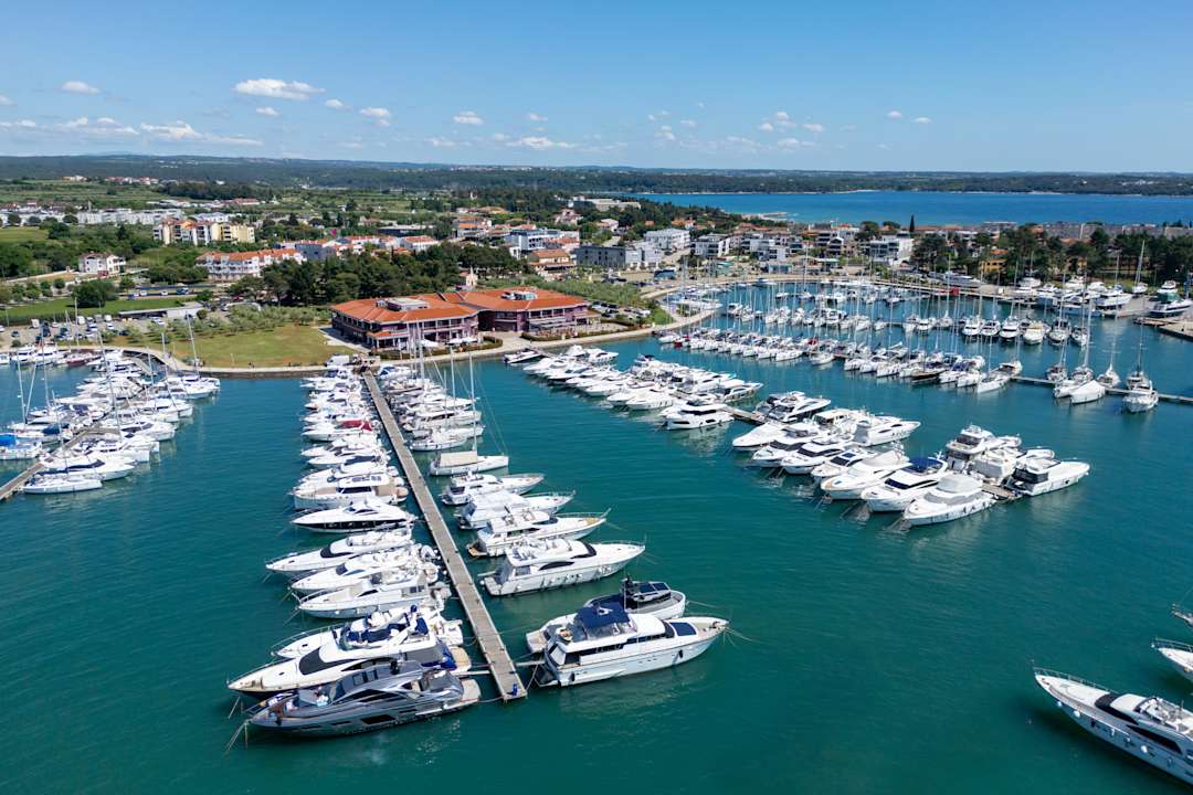 Außenansicht Hotel Nautica