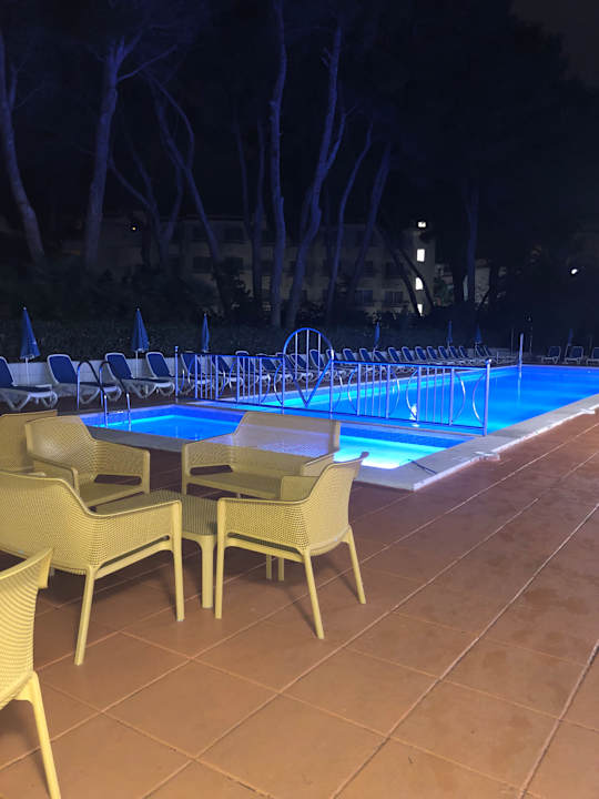 Pool Guya Wave Hotel
