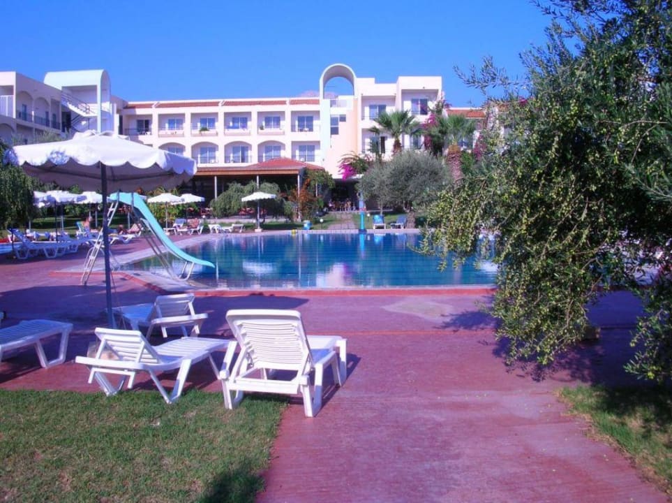 Pool und Hotel Marianna Palace Hotel