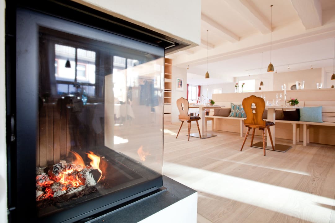 Restaurant Eingang Hotel Zur Sonne