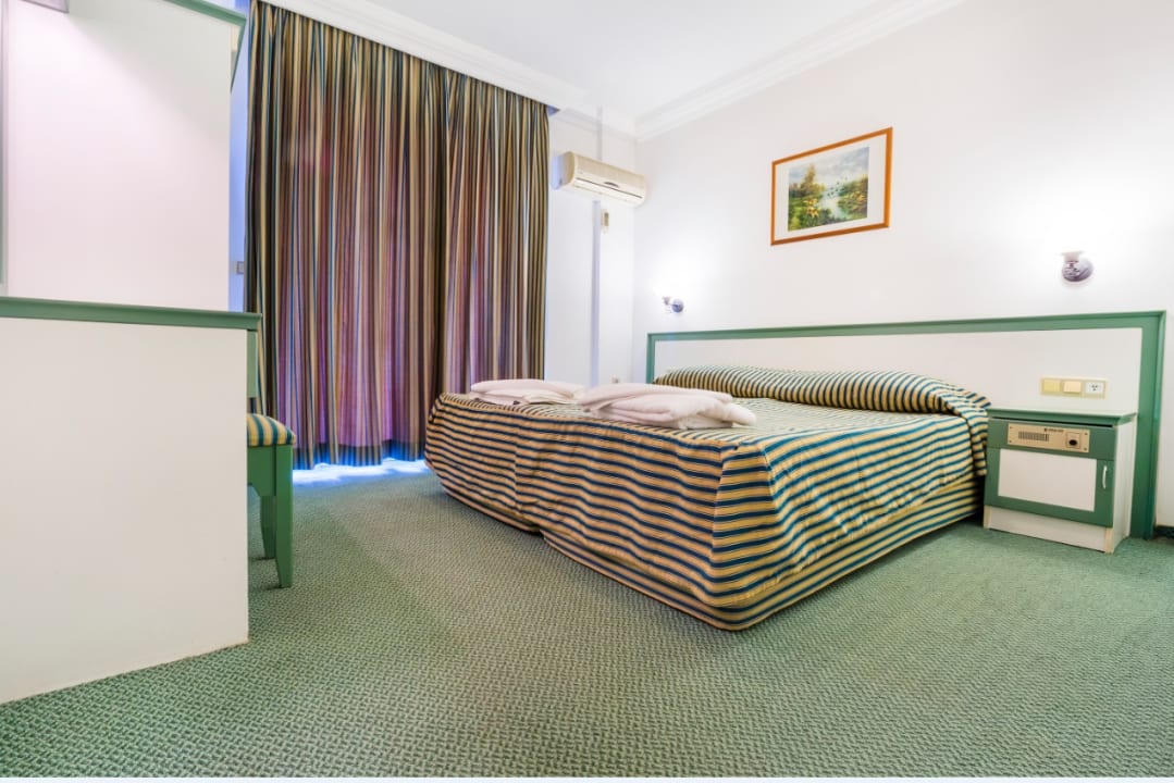 Zimmer Hotel Sifalar