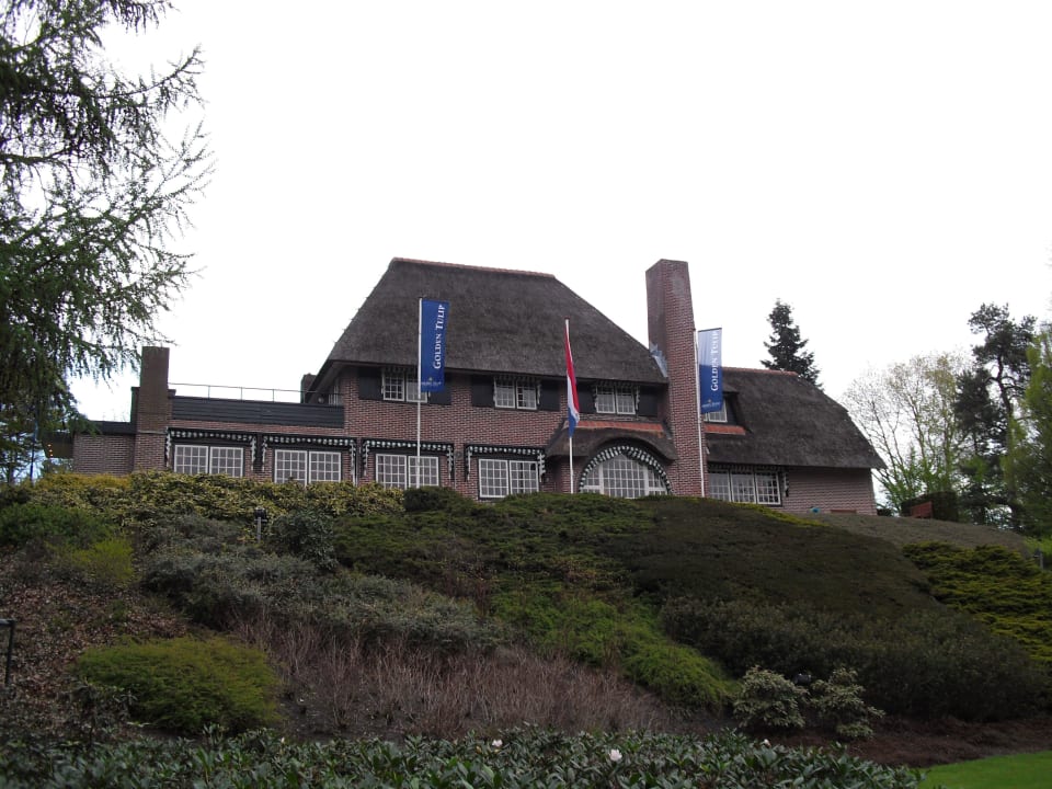 Haupthaus mit Restaurant Fletcher Hotel-Restaurant De Wipselberg-Veluwe