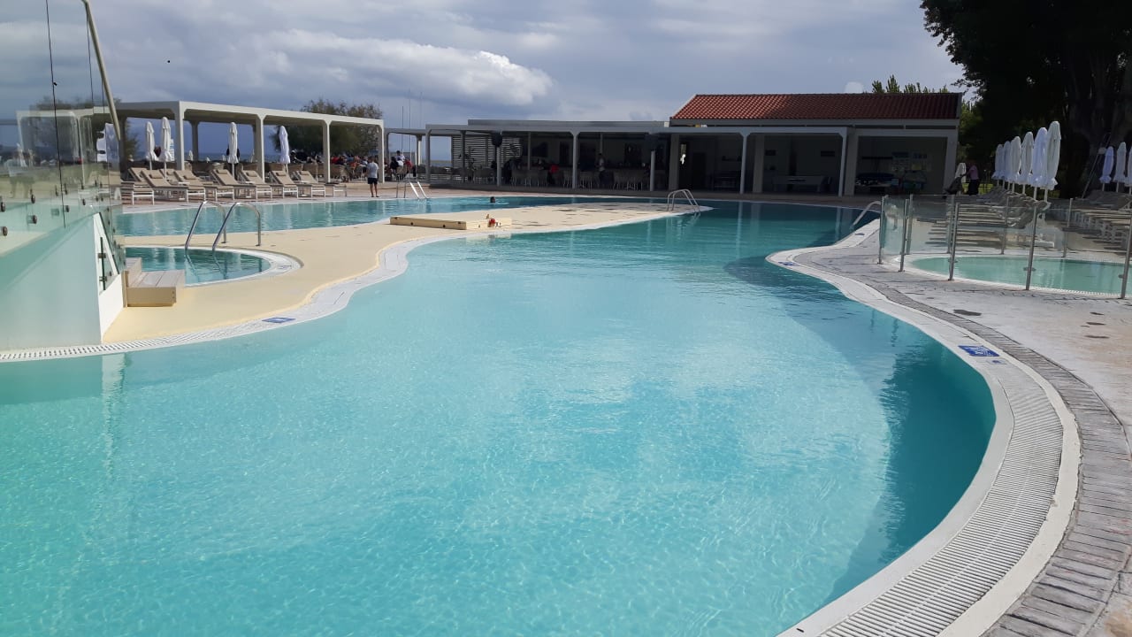 Pool Capo Di Corfu  (Im Umbau/Renovierung)