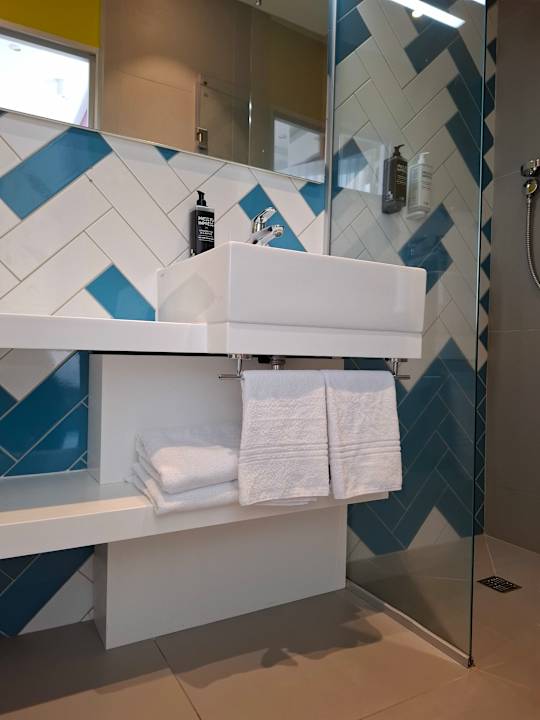 Zimmer Ibis Styles Lviv Center