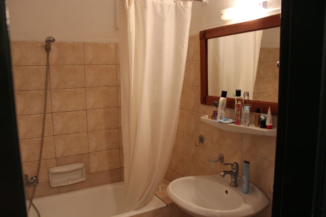 Doppelzimmer Bad Hotel Famissi Eden