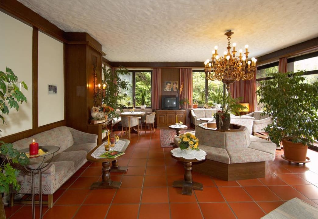 gemütliche Aufentahltsbereich Hotel Enzian