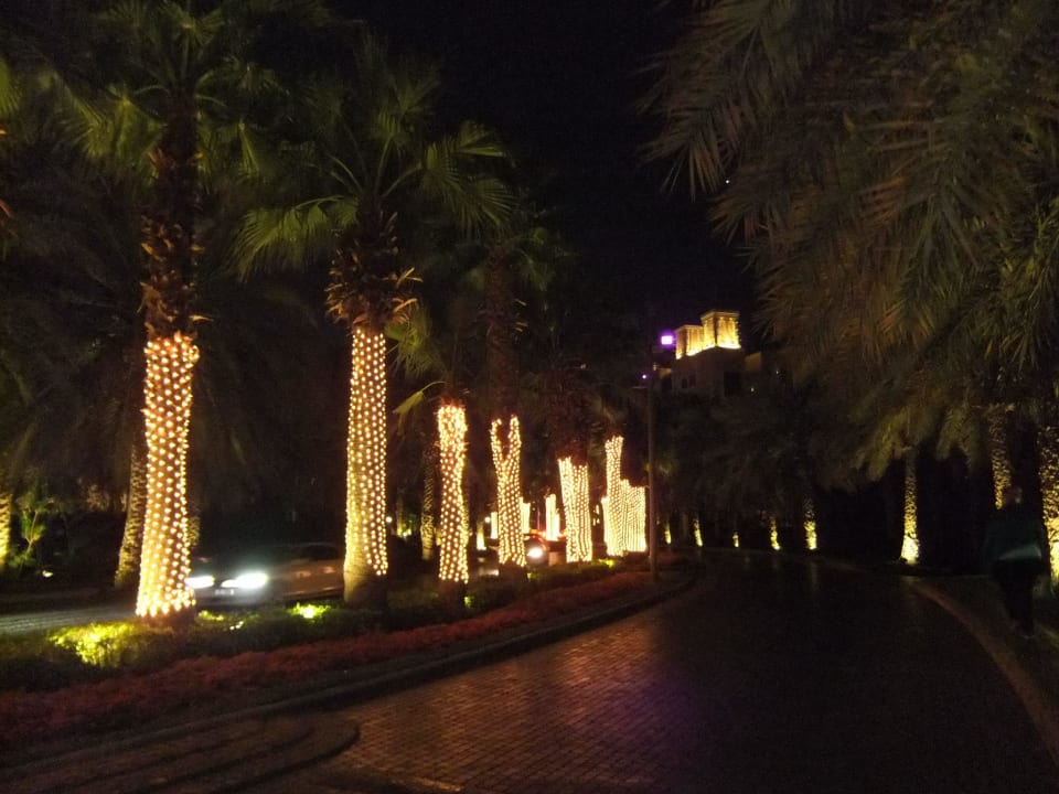 Hotelauffahrt Jumeirah Mina Al Salam