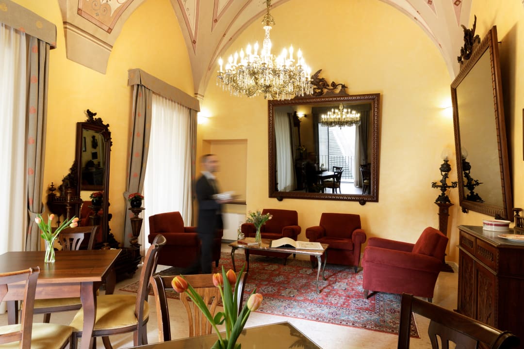 Lobby Hotel Palazzo Papaleo
