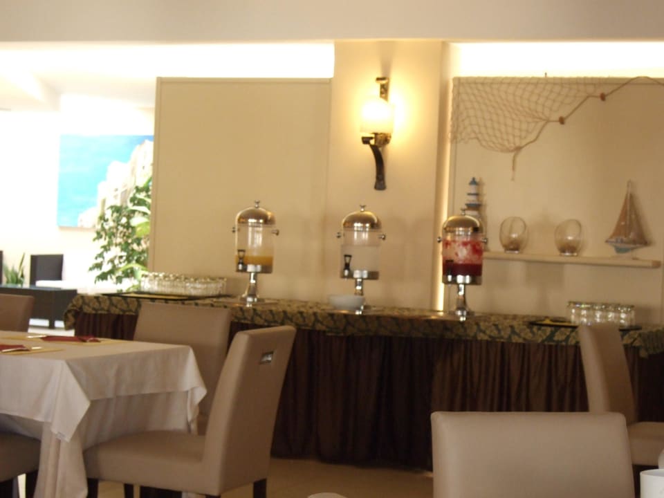 Frühstück Tropis Hotel