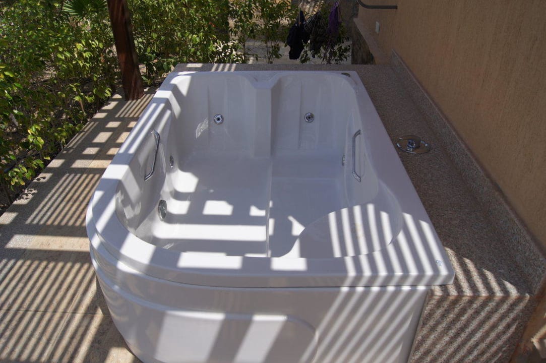 Jacuzzi Shams Prestige Abu Soma-Adults Only