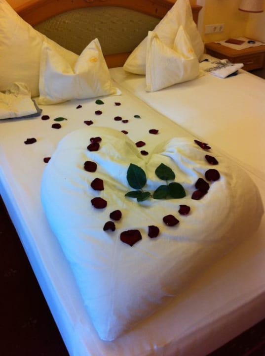 Ueberraschung im Zimmer Alpenresort Schwarz