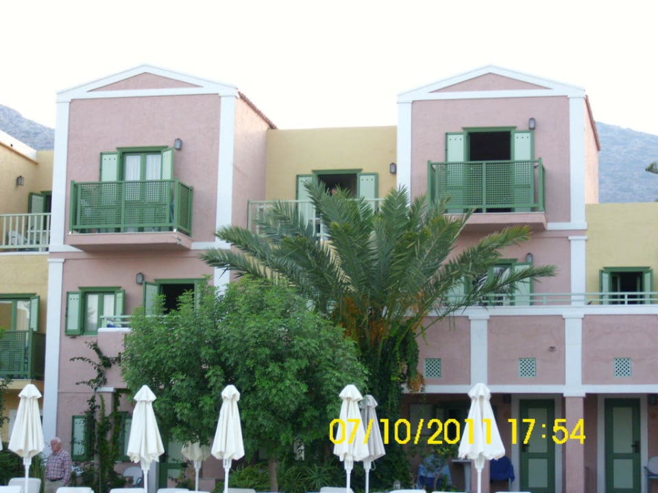 Blick auf das Hotel Silva Beach Hotel