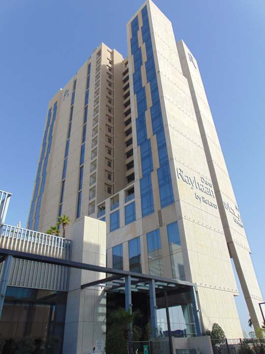 Außenansicht Dana Rayhaan by Rotana