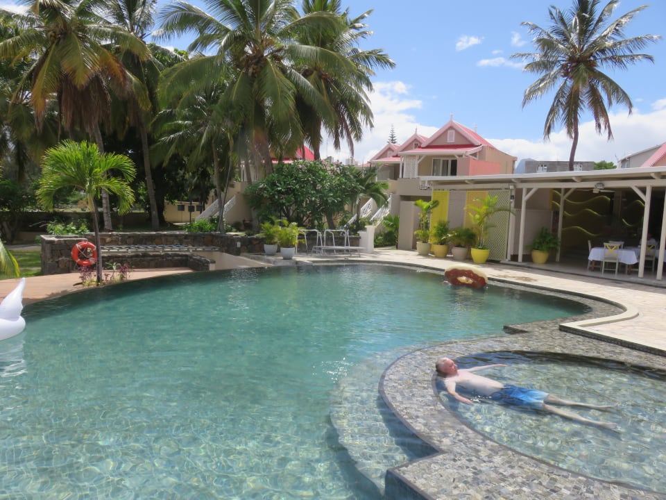 Pool Hotel Villas Caroline