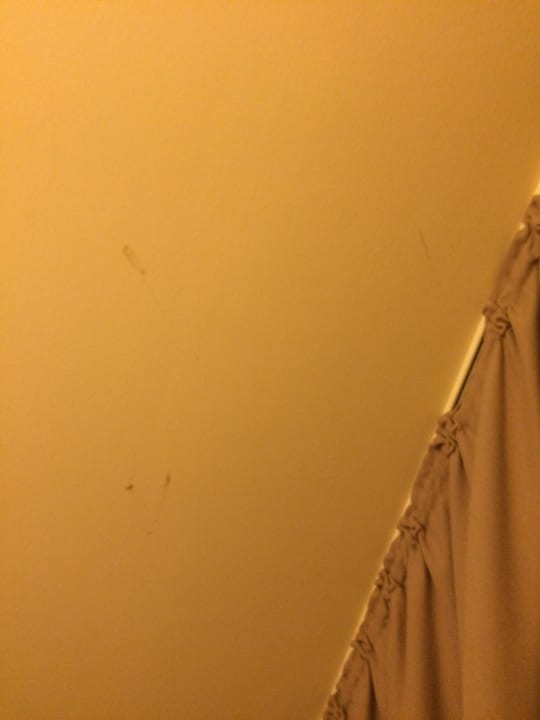 Unschöne Flecken Courtyard by Marriott Schwerin