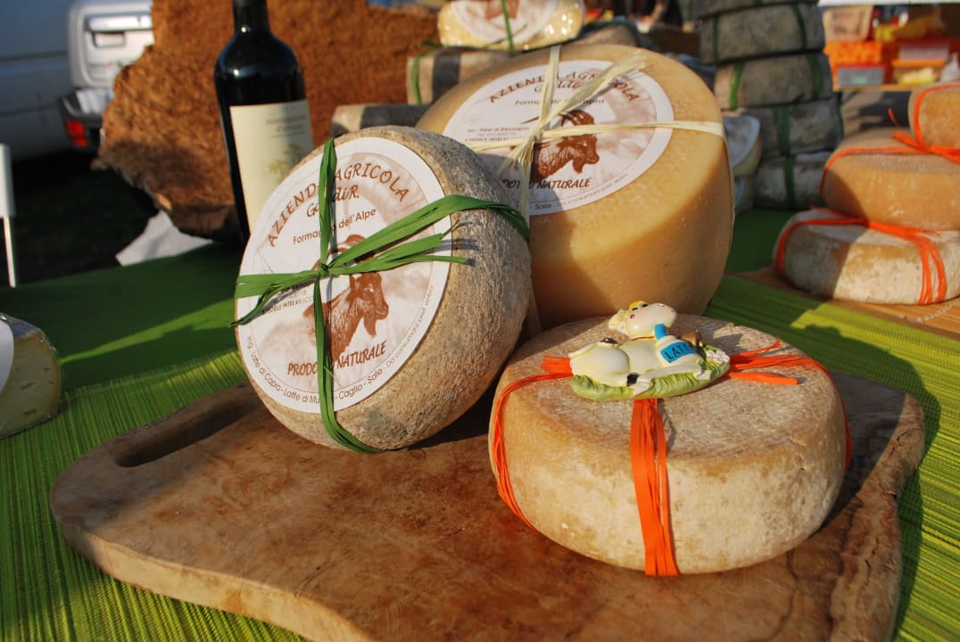 I nostri formaggi Agriturismo Le Radici