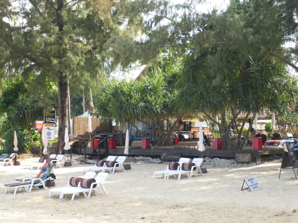Hotel Strand mit Liegen Hotel Lanta Castaway Resort